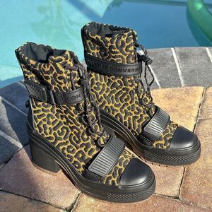 Converse Chuck Taylor All Star GR 82 High heel boots Leopard 571164C Size 6